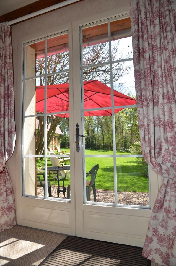 Bed and Breakfast Le Clos Fleuri Giverny Exterior foto